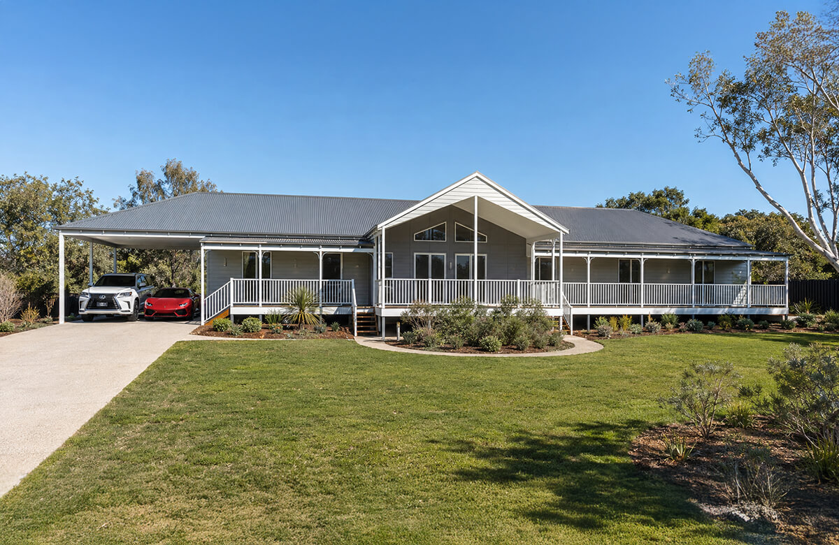 QUEENSLANDER COASTAL RETREAT 5X2.5 USE UNDERNEATH HOMEPAGE